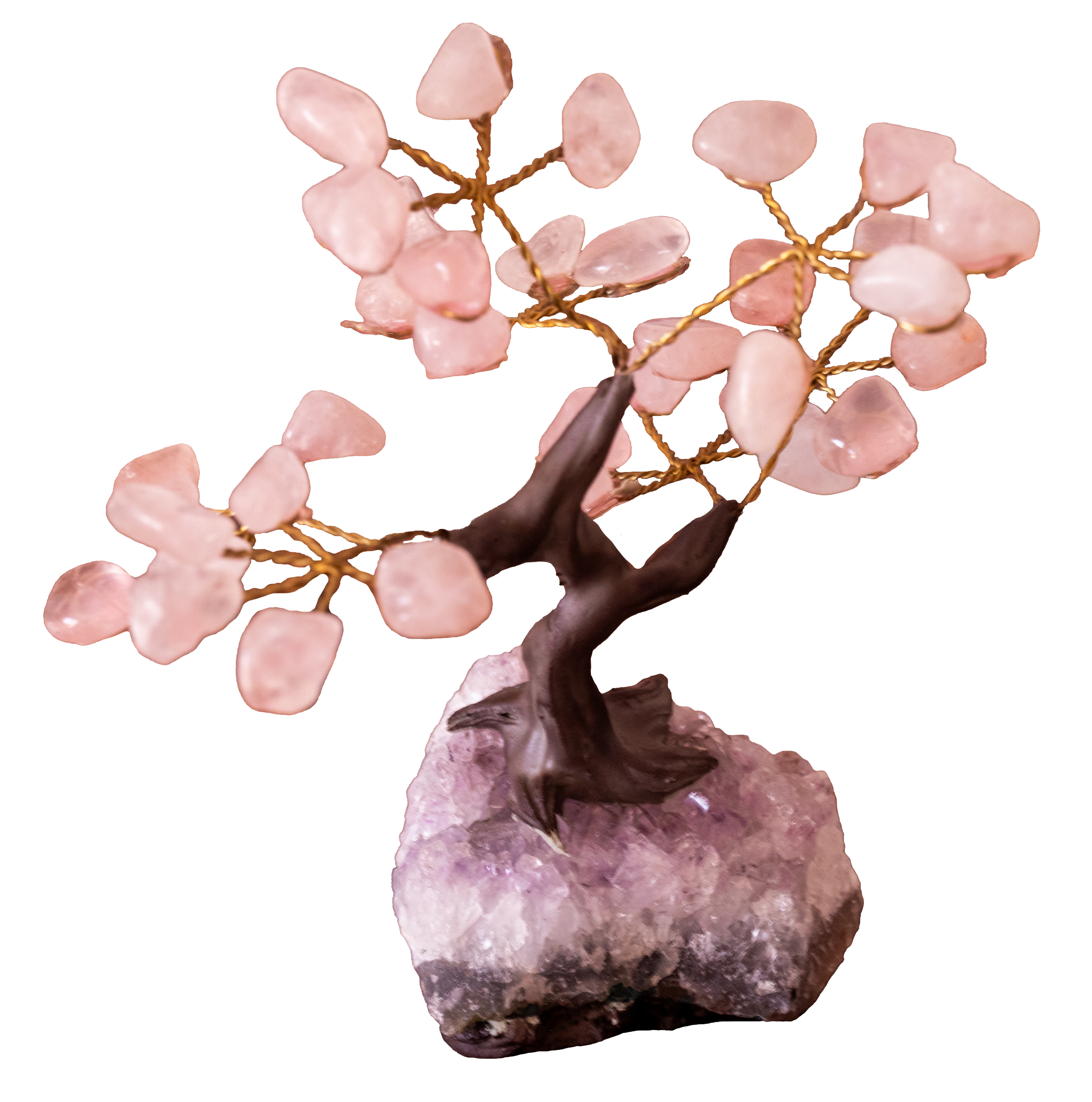 Sculpture d'un arbre sur un quartz